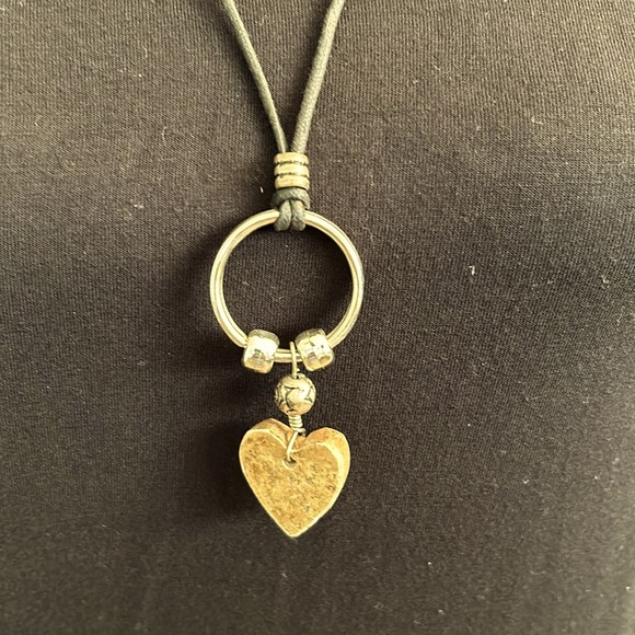 Vintage Heart Pendant - Picture 2 of 4